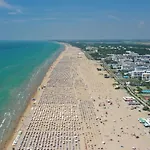 Peaceful Seaside Flat With Pool In Bibione