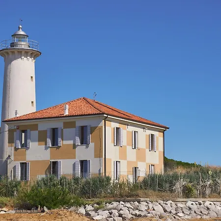 Peaceful Seaside Flat With Pool In Lägenhet Bibione