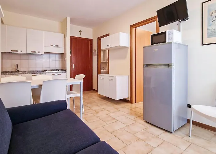 Peaceful Seaside Flat With Pool In