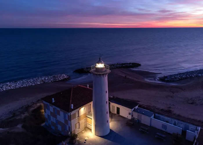 Appartement Peaceful Seaside Flat With Pool In *